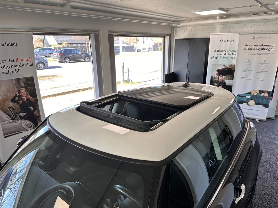 MINI Cooper SE Maximise 3d