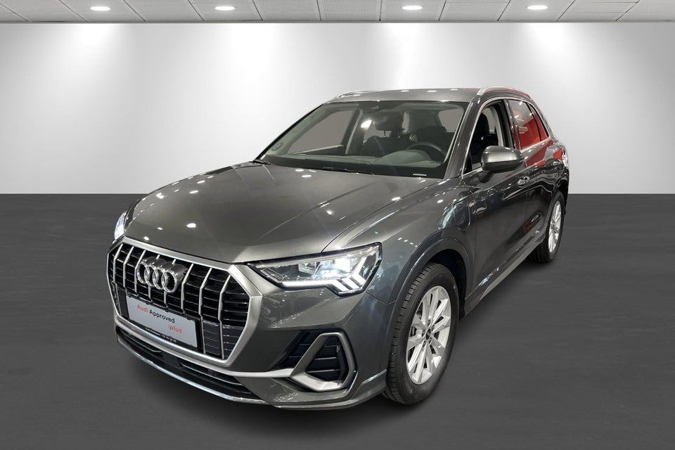 Audi Q3 45 TFSi e S-line+ S-tr. 5d