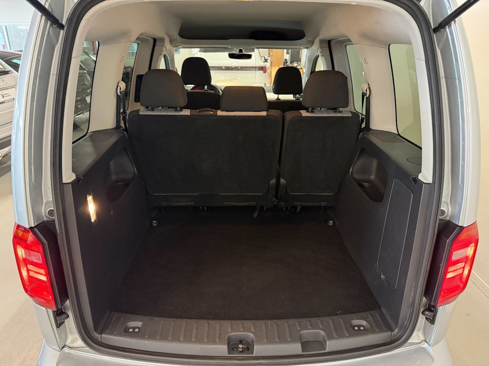 VW Caddy 2,0 TDi 102 Comfortline BMT 4d