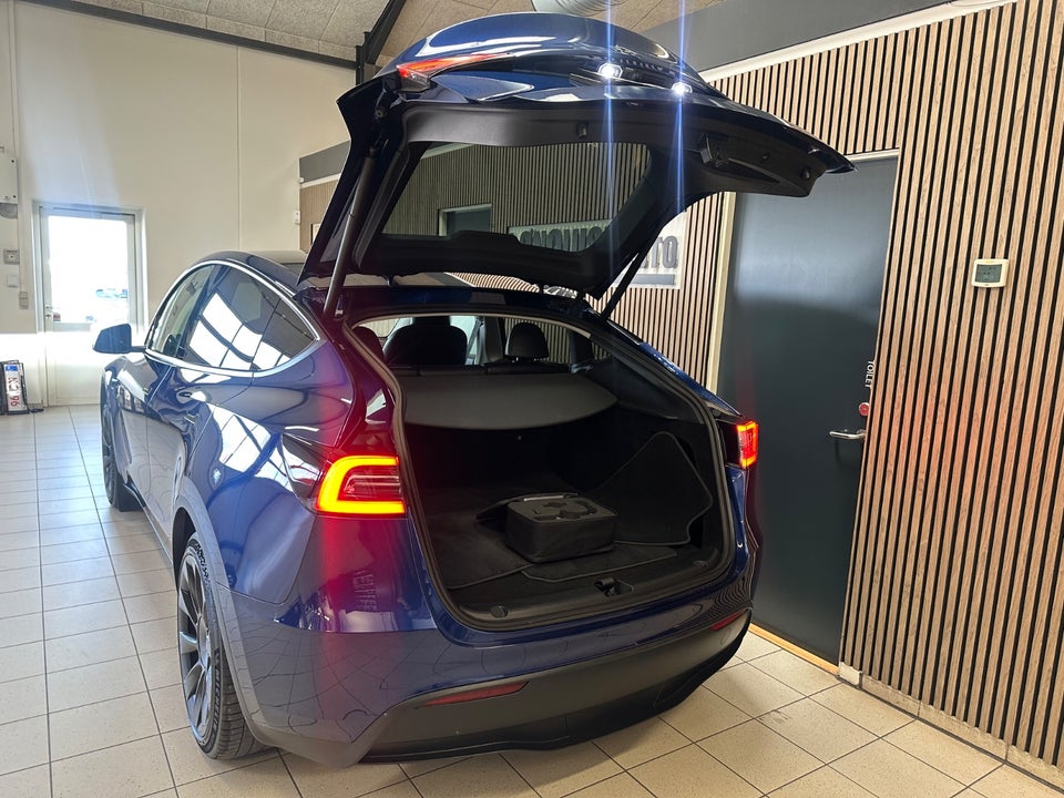 Tesla Model Y Long Range RWD 5d