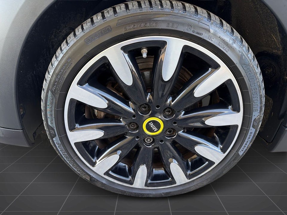 MINI Cooper SE Yours Trim 3d