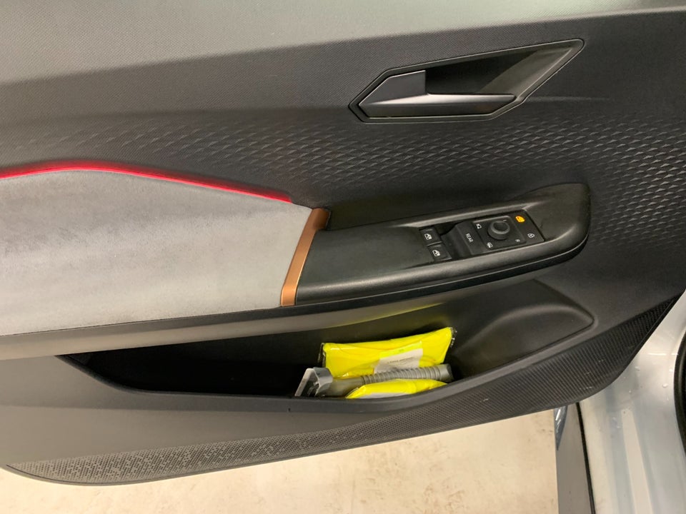 Cupra Born 77 Pasión 5d