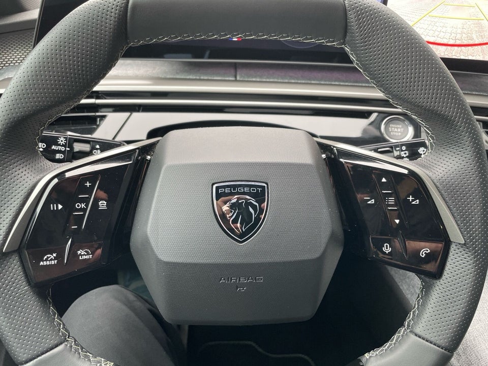 Peugeot e-5008 77 GT Pack 7prs 5d