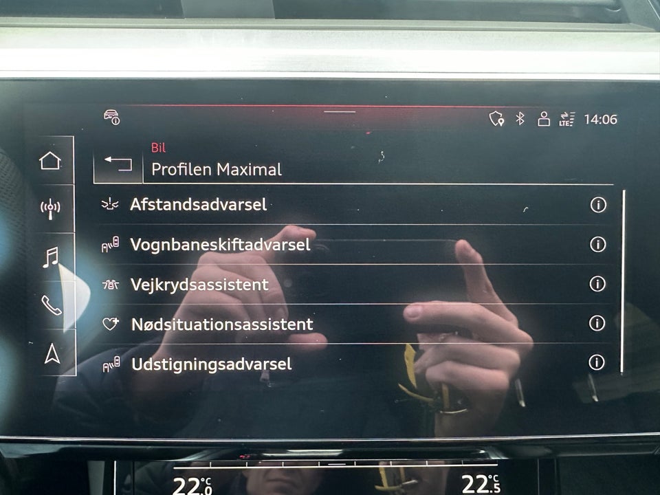 Audi Q8 e-tron 55 S-line quattro 5d