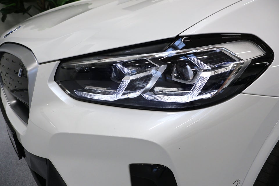 BMW iX3 Charged M-Sport 5d