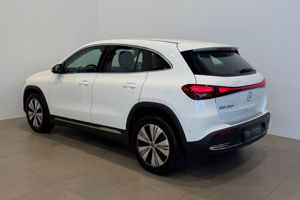 Mercedes EQA250+ Progressive 5d