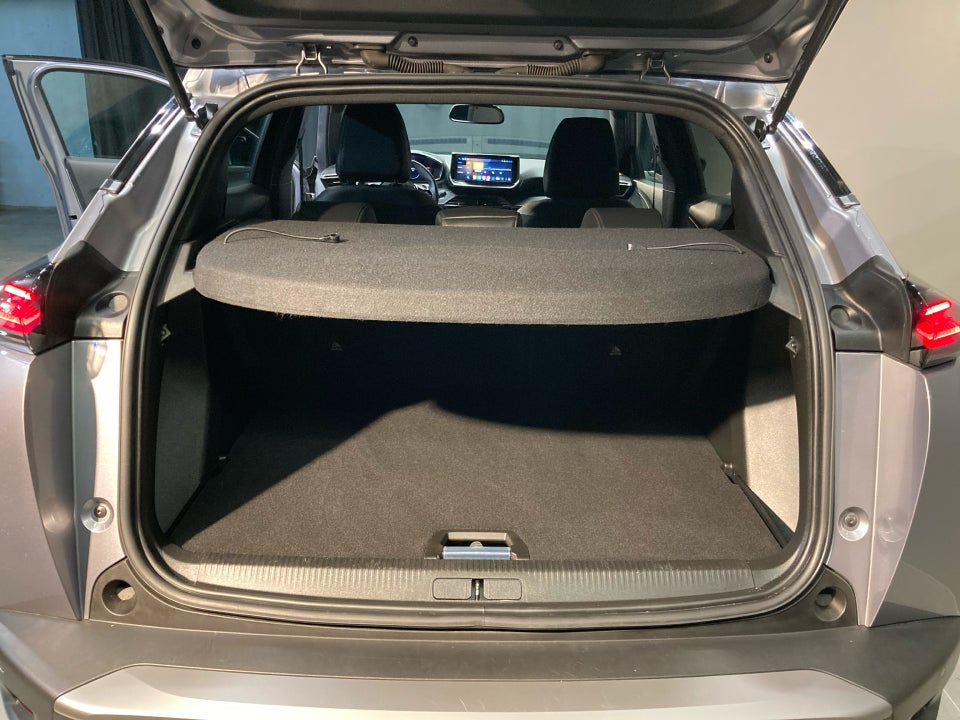 Peugeot 2008 1,2 PureTech 130 Allure EAT8 5d