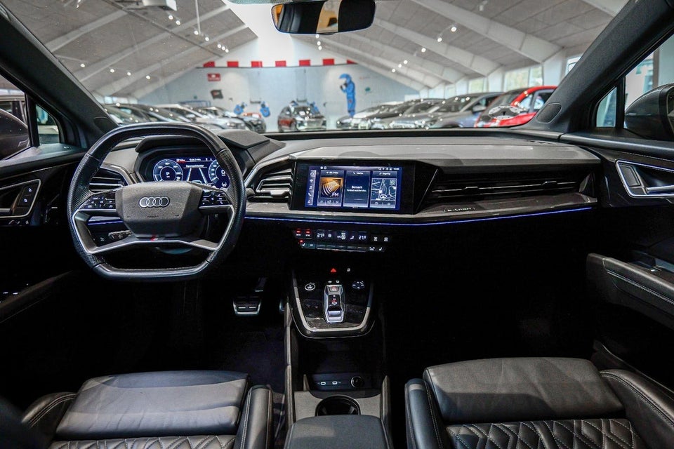 Audi Q4 e-tron 40 S-line 5d