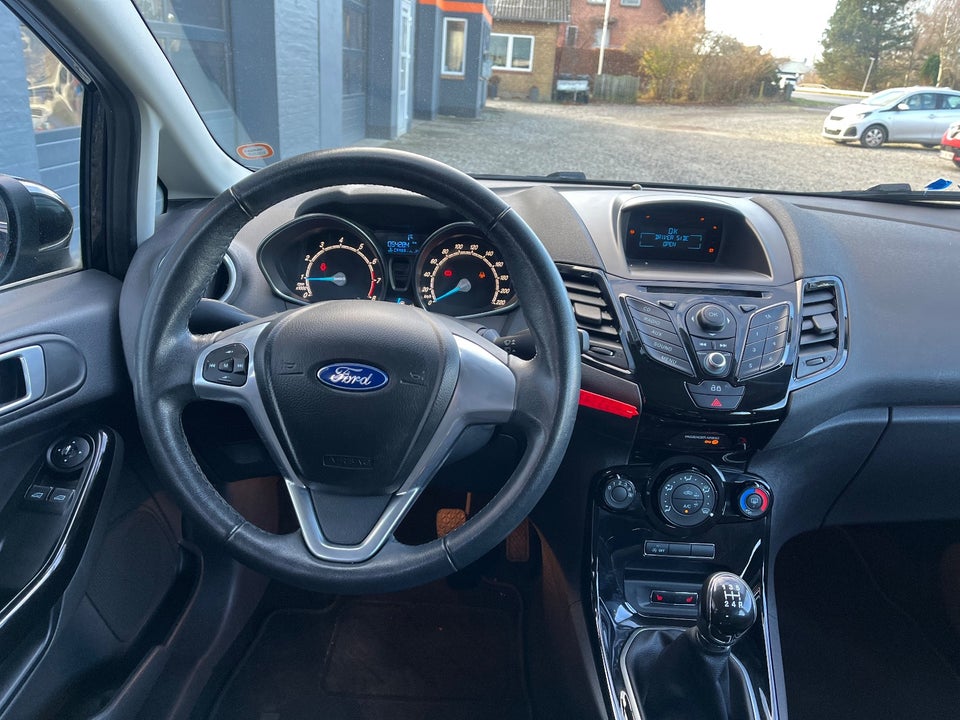 Ford Fiesta 1,0 65 Titanium 5d