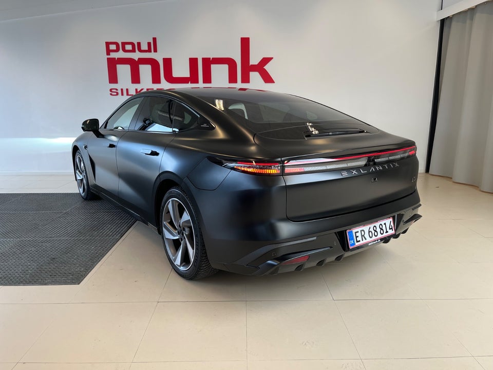 Exlantix ES 77 Ultimate AWD 5d