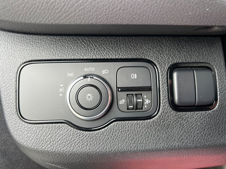 Mercedes Sprinter 214 2,2 CDi A2 Kassevogn aut. FWD