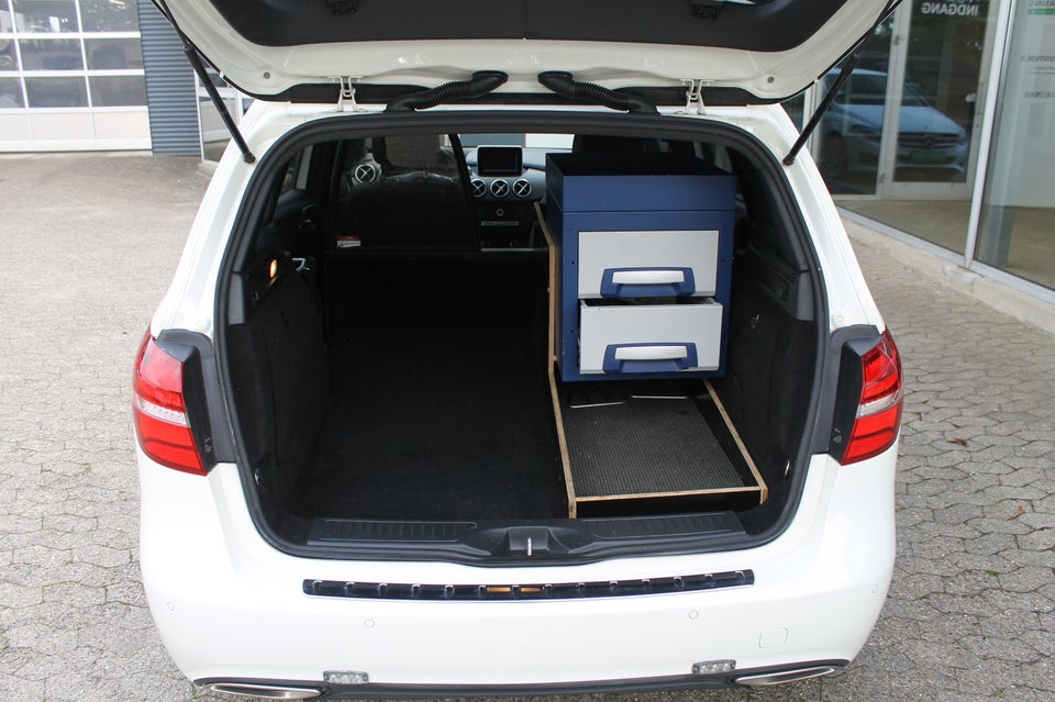 Mercedes B220 d 2,2 aut. Van 5d