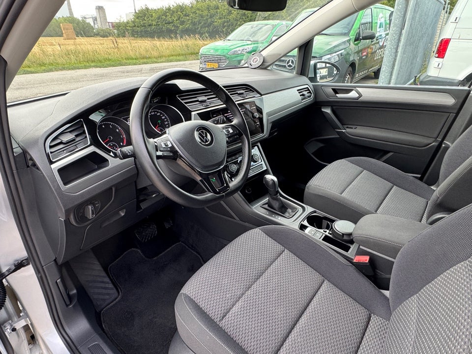 VW Touran 1,5 TSi 150 Trendline DSG Van 5d