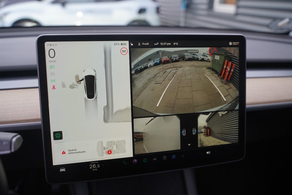 Tesla Model Y RWD 5d