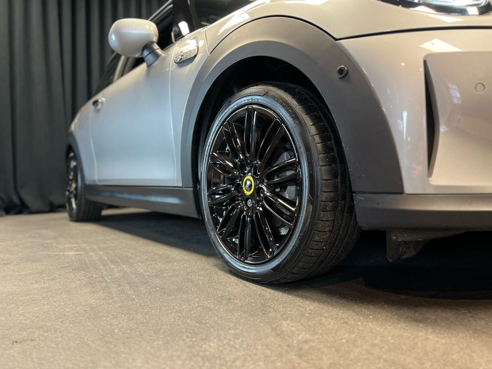 MINI Cooper SE Yours Trim 3d