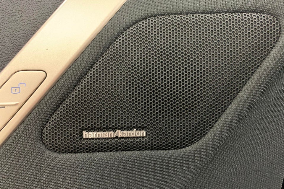 BMW iX xDrive40 Supercharged 5d