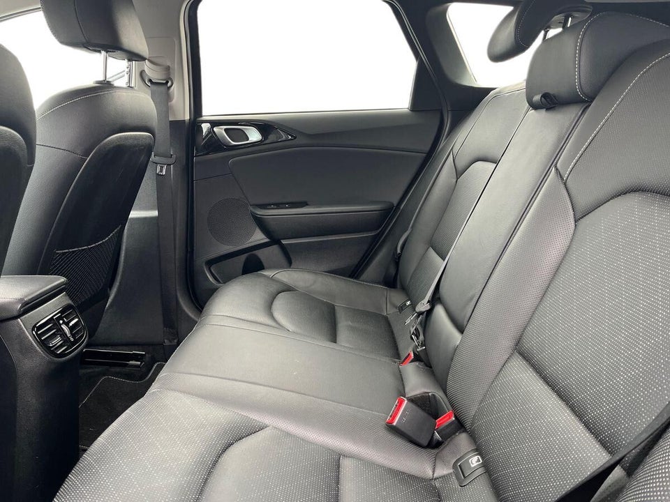 Kia Ceed 1,6 PHEV Upgrade SW DCT 5d