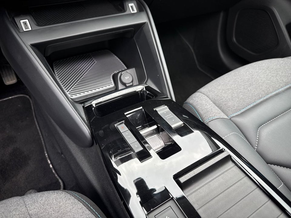 Citroën ë-C4 50 Shine Sport 5d