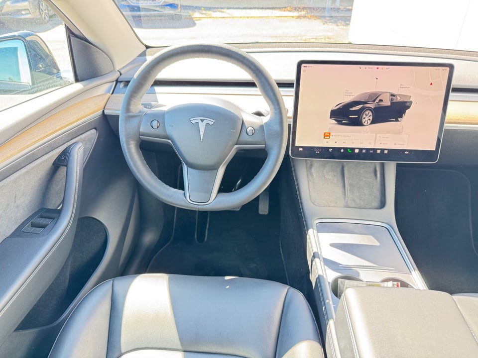 Tesla Model Y Long Range AWD 5d