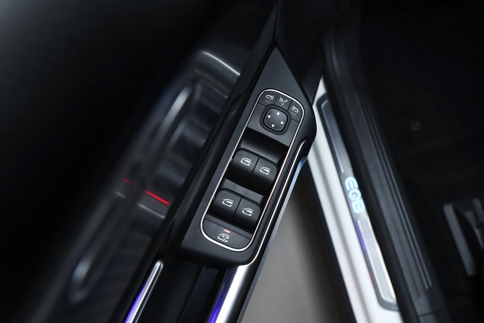 Mercedes EQB250+ AMG Advance 5d