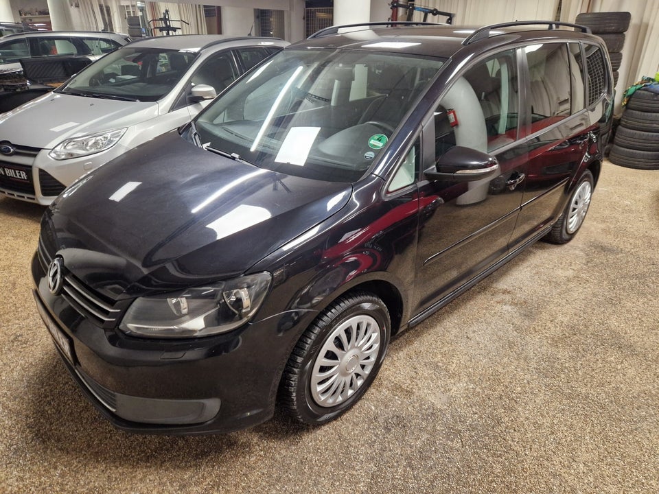 VW Touran 2,0 TDi 140 Comfortline BMT 7prs 5d