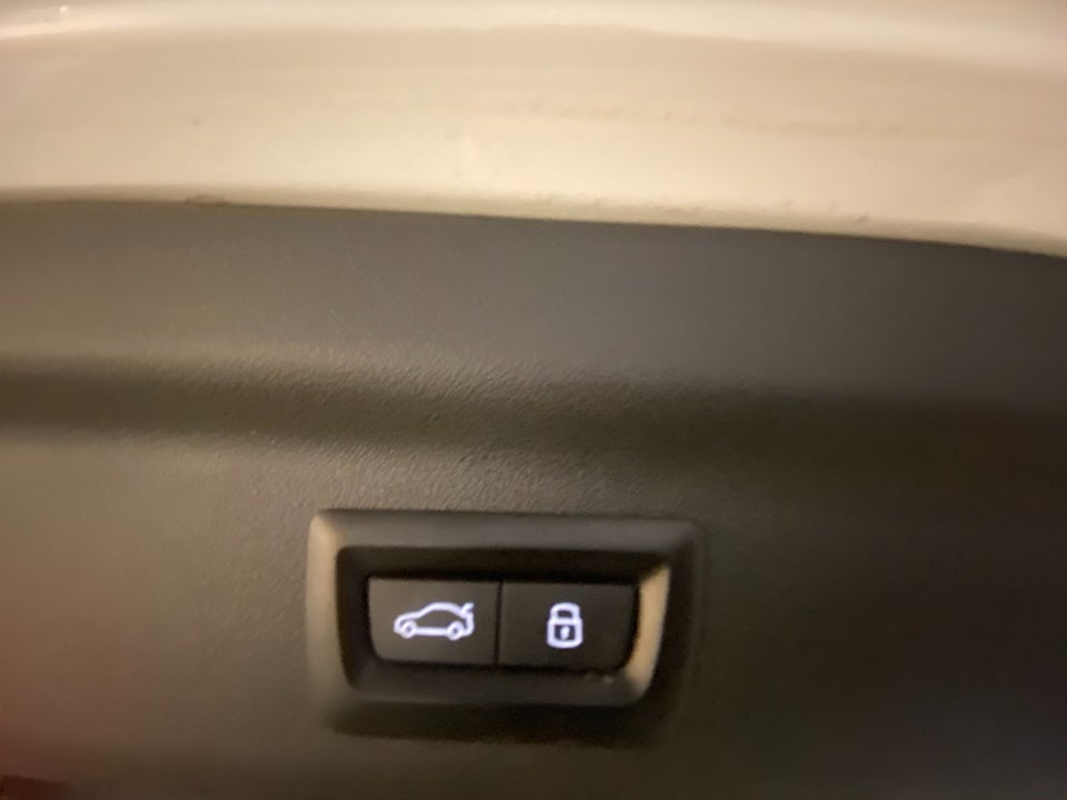 BMW iX1 xDrive30 X-Line 5d