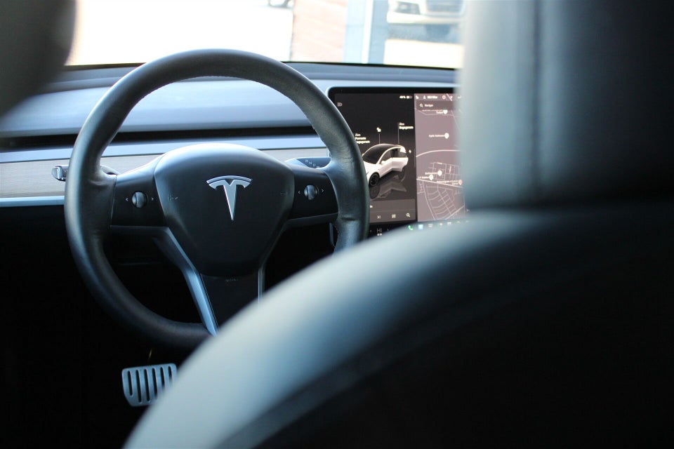 Tesla Model Y Performance AWD 5d