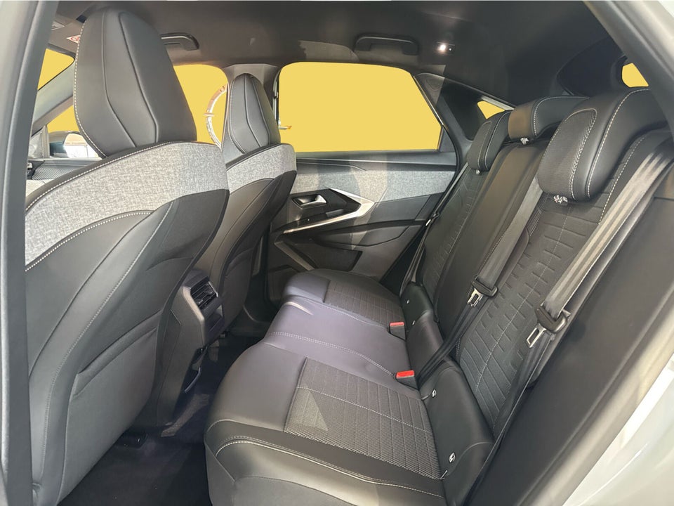 Peugeot e-3008 77 Allure 5d
