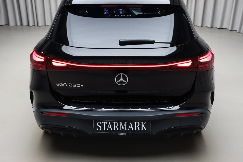 Mercedes EQA250+ AMG Premium 5d