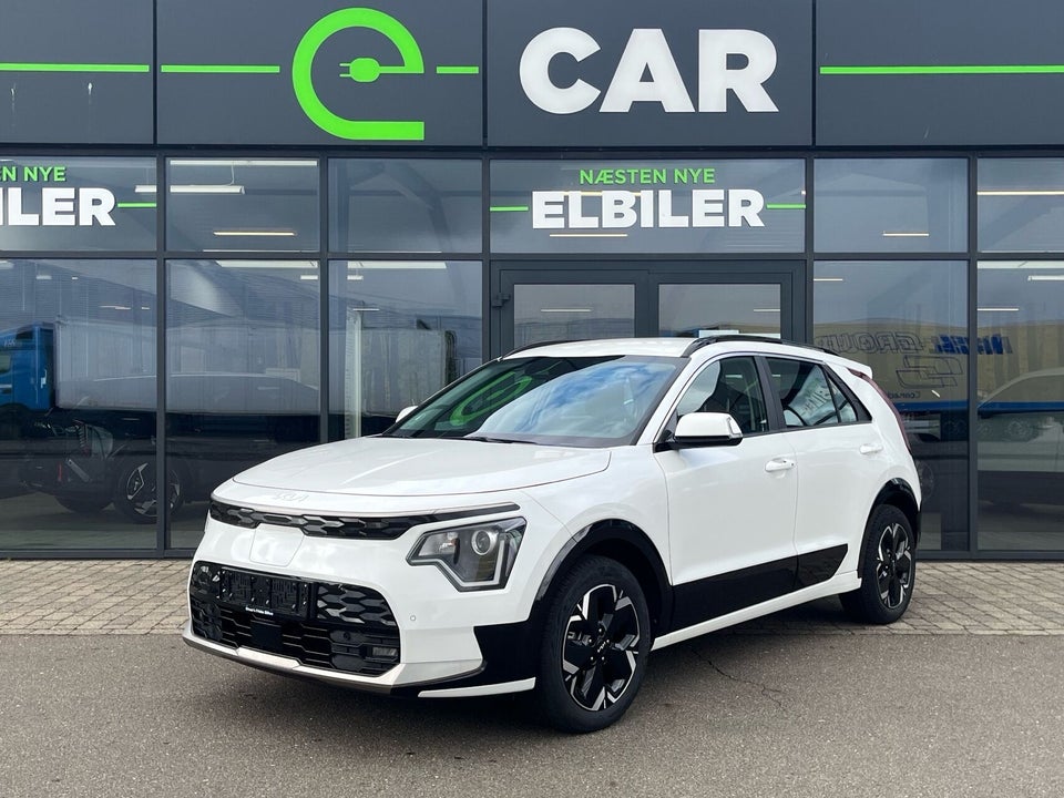 Kia Niro 64 EV Access Plus 5d
