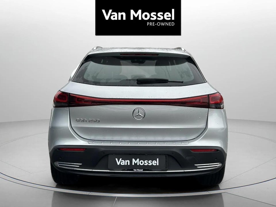 Mercedes EQA250 Progressive 5d