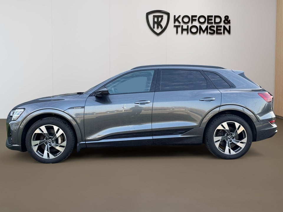 Audi e-tron 55 S-line quattro 5d