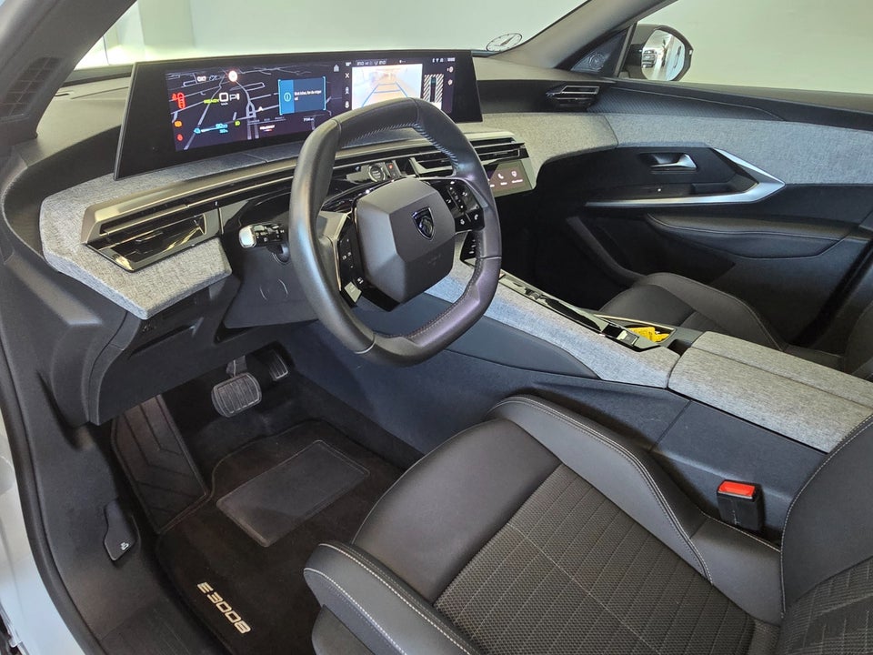 Peugeot e-3008 77 Allure 5d