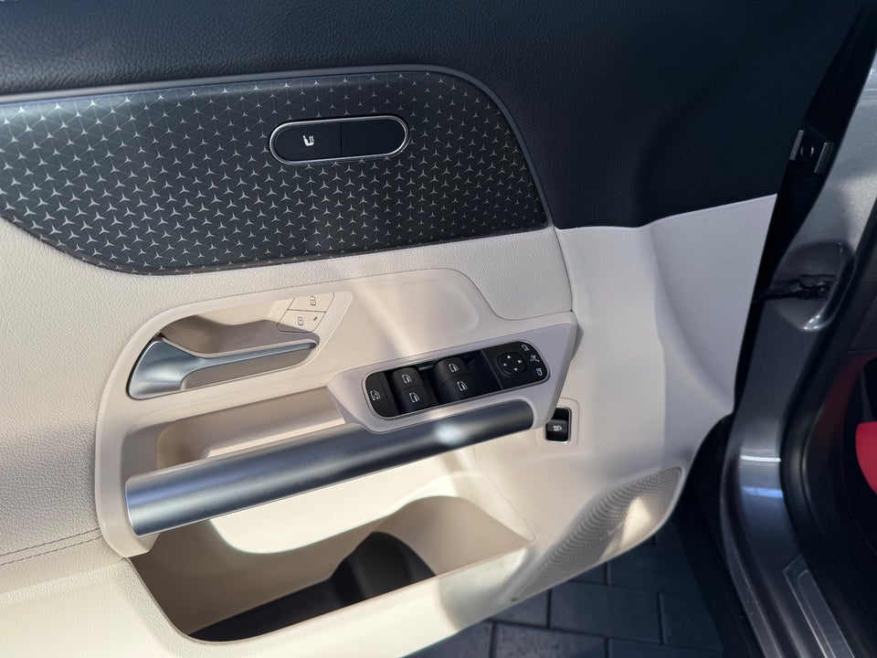 Mercedes EQA250+ Progressive Advance Plus 5d