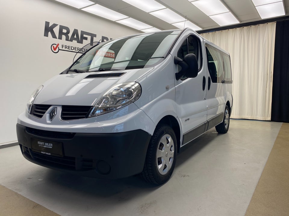 Renault Trafic T27 2,0 dCi 115 L1H1 Kombi 4d