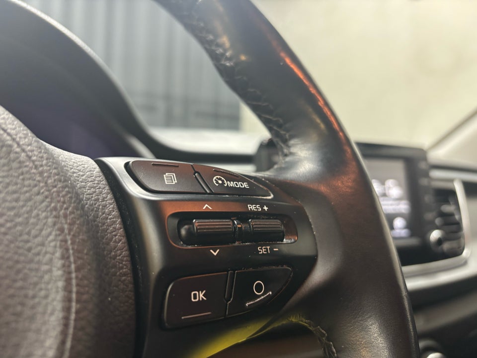 Kia Rio 1,0 T-GDi Vision DCT 5d
