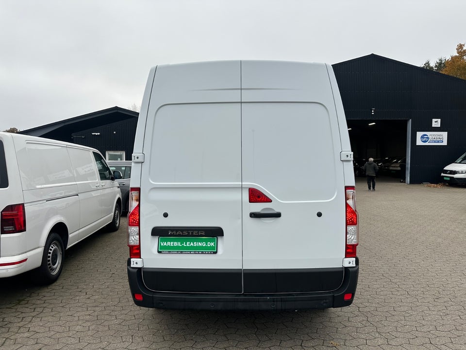 Renault Master IV T35 2,3 dCi 150 L3H2 Kassevogn