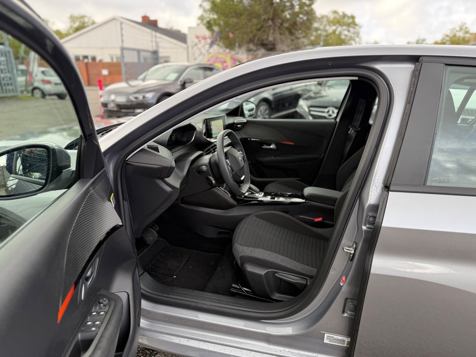 Peugeot e-208 50 Allure 5d
