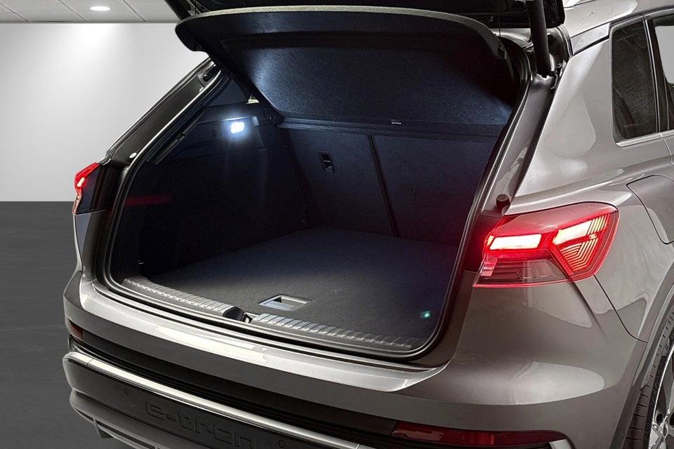 Audi Q4 e-tron 40 Attitude 5d