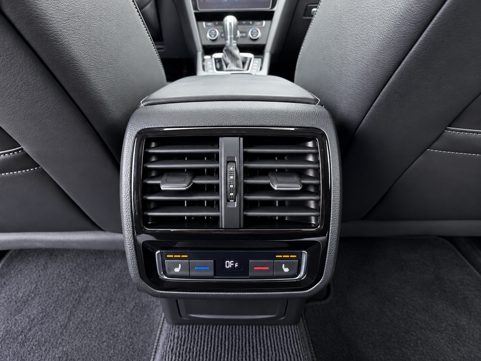 VW Arteon 2,0 TSi 280 R-line DSG 4Motion 4d