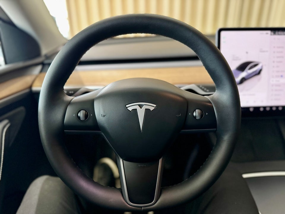 Tesla Model Y Performance AWD 5d