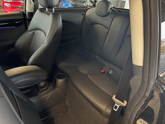 MINI Cooper SE Edition Premium Plus 3d