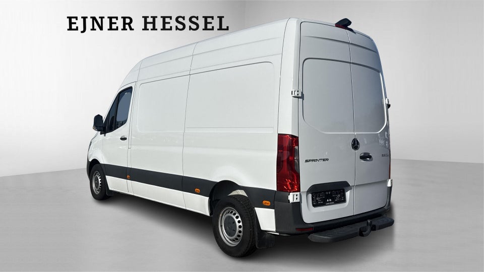 Mercedes Sprinter 215 2,0 CDi A2 Kassevogn aut. FWD
