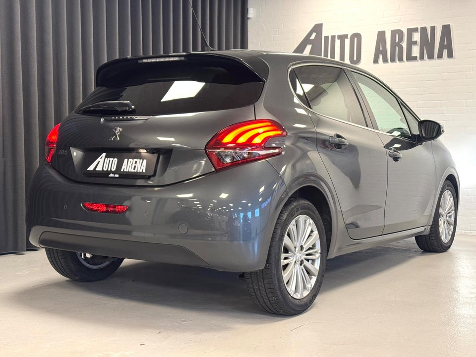 Peugeot 208 1,6 BlueHDi 100 Allure Sky 5d