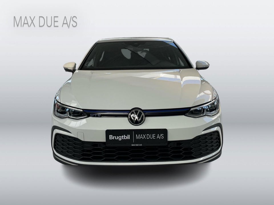 VW Golf VIII 1,4 GTE DSG 5d