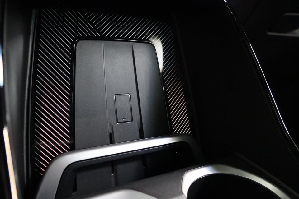BMW iX2 eDrive20 M-Sport Premium 5d
