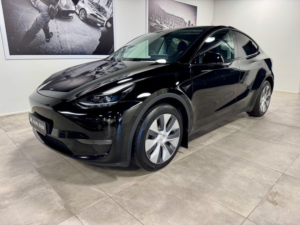 Tesla Model Y Long Range AWD 5d