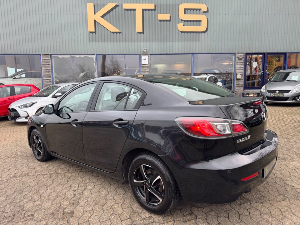 Mazda 3 1,6 Advance 4d