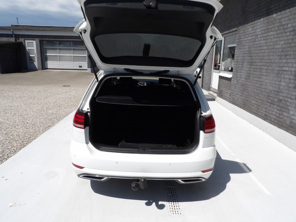 VW Golf VII 1,5 TSi 150 Highline Variant 5d