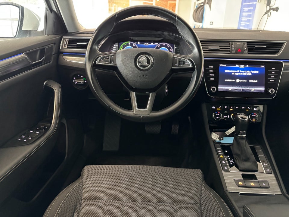 Skoda Superb 1,4 TSi iV Combi DSG 5d